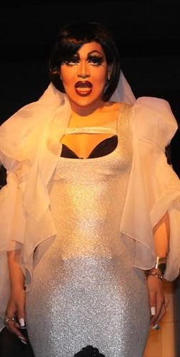 madeira drag queen.jpg