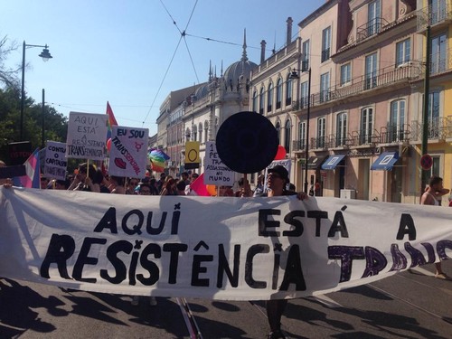 Marcha Orgulho LGBT Lisboa 2015 - dezanove 11.jpg