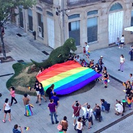 Orgullo de Vigo Mafia Rosa 15.jpg