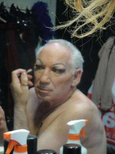 Fernando Soares é Nani Petrova.jpg